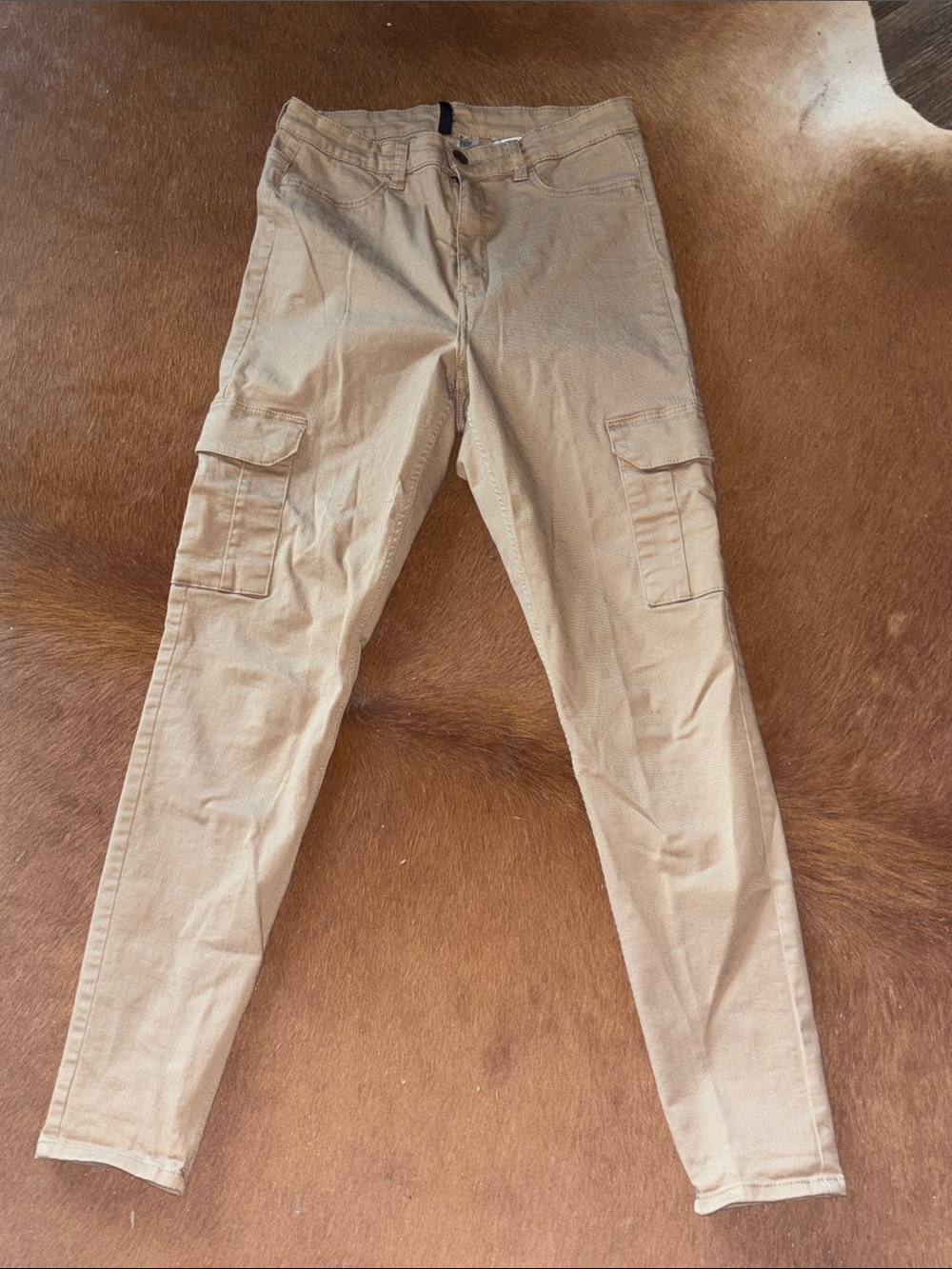 Kaki cargo pants